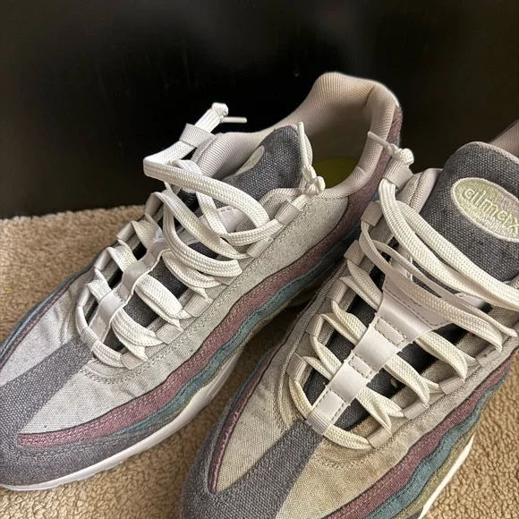 Nike Air Max 95 Multicolor Canvas Sneakers Men’s Size 13 - Picture 4 of 9